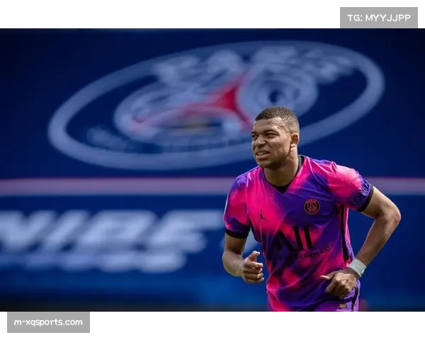 通讯：一座工业城市的足球信仰——圣埃蒂安提前三轮重返法甲